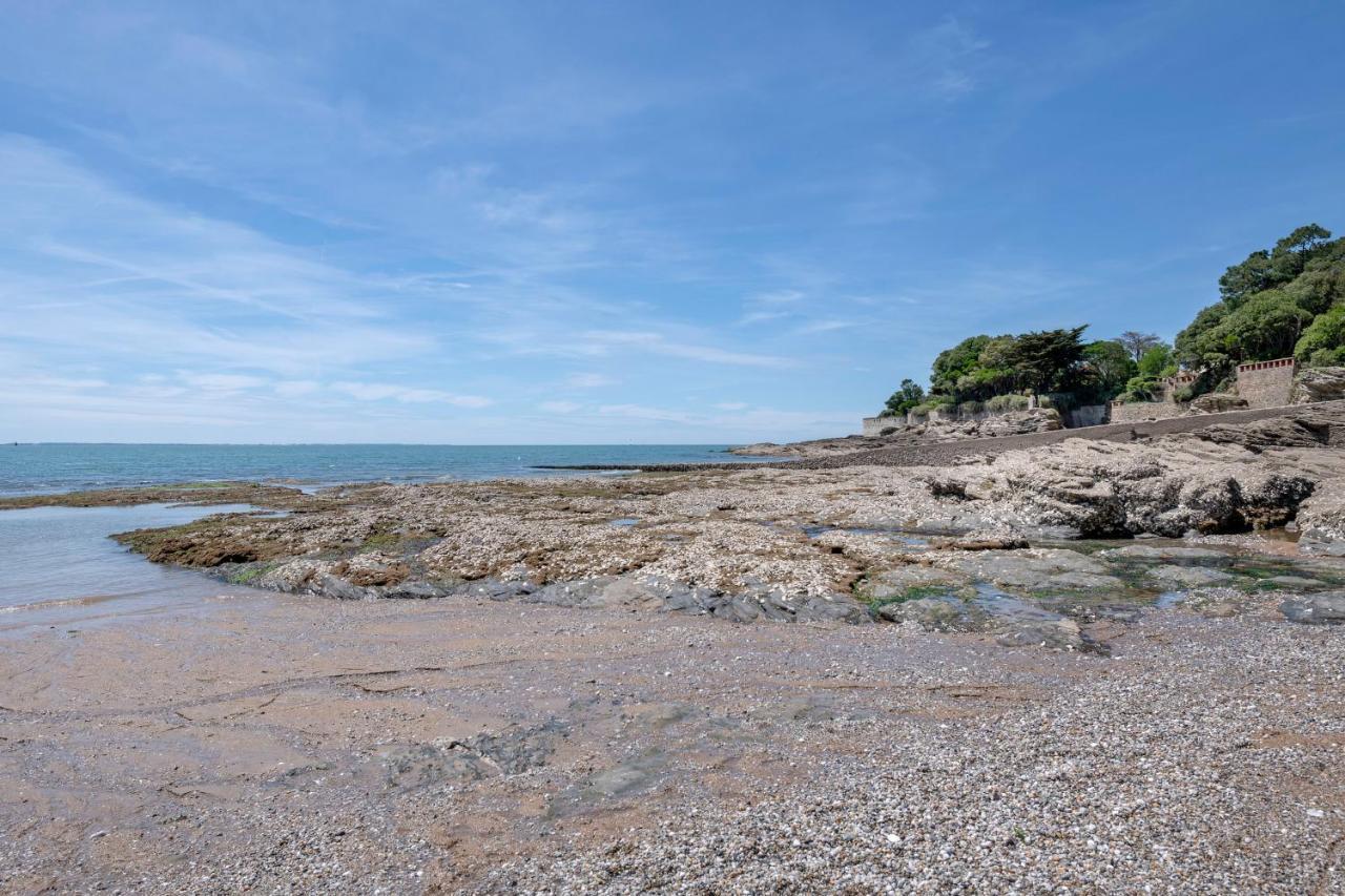 Rez-De-Jardin Pour 3 Personnes Proche De La Plage Порник Екстериор снимка